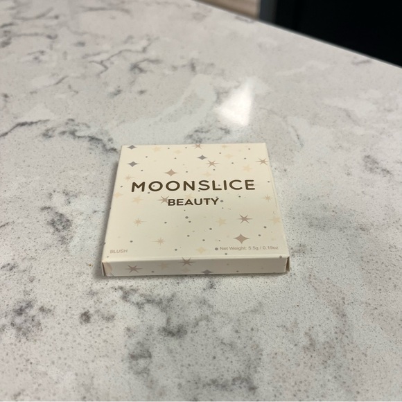 Moonslice Beauty Pressed Blush in Beautiful - Picture 5 of 5